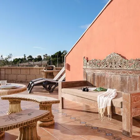 3 Bed With 3 En-Suite Bath Half Open Villa, Airco And Perfect Wifi * Адехе