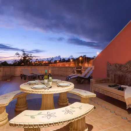 3 Bed With 3 En-Suite Bath Half Open Villa, Airco And Perfect Wifi Адехе
