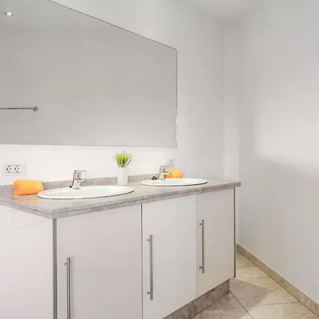 Semesterbostad 3 Bed With 3 En-Suite Bath Half Open Villa, Airco And Perfect Wifi Costa Adeje (Tenerife)